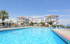 HILLTOP HOTEL 3*