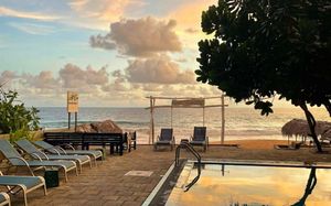 AT EASE BEACH HOTEL 3*