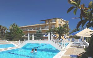 VANTARIS BEACH 4*