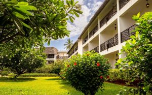 NUNGWI BEACH RESORT BY TURACO  (EX. DOUBLETREE RESORT BY HILTON NUNGWI) 4*