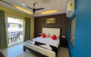 ROYAL NEPTUNIAN BEACH COTTAGES ARAMBOL GOA 3*