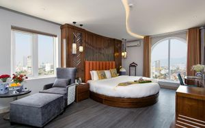 TGT DA NANG BEACH HOTEL 4*