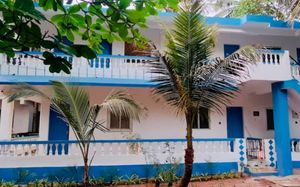 SERAS BEACH SIDE HOTEL 2*