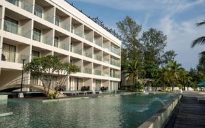 LE CORAL BEACH RESORT CAFE 5*