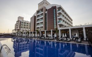LINDA SUNNY BEACH HOTEL & SPA 5*