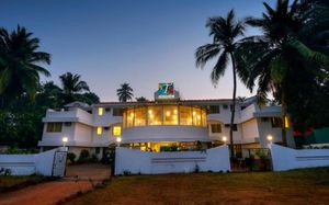 TREEHOUSE STAMP GOA 3*