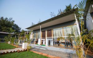 TREEBO TREND LANDS END 2*