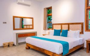SERENMO VILLA 4*