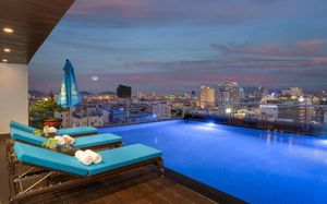 SANA DANANG BEACH 4*