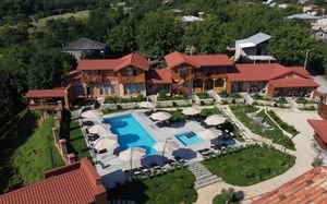 HOTEL SERODANI 3*