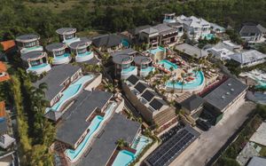 SEASCAPE LUXURY RESORT AND SPA IN ULUWATU 5*