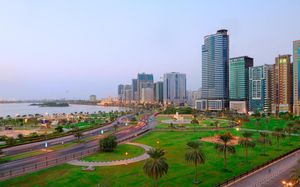 AL MAJAZ PREMIERE DELUXE HOTEL APARTMENTS 1*
