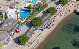 MAXSEA BEACH HOTEL 3*
