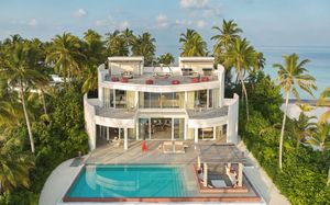 JUMEIRAH OLHAHALI ISLAND MALDIVES 5*
