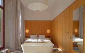BELLHOP TBILISI 4*