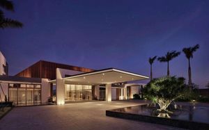 DOUBLETREE RESORT BY HILTON HAINAN - XINGLONG LAKESIDE 4*