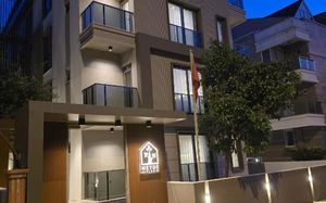MEYDE PLUS HOTEL 3*