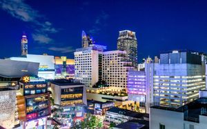 NOVOTEL BANGKOK SIAM SQUARE 4*