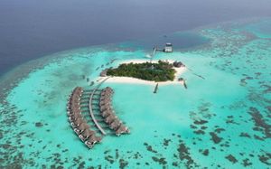 DRIFT THELU VELIGA RETREAT 4*