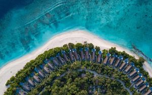 FURAVERI ISLAND RESORT & SPA 5*
