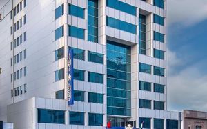 FOUR POINTS BY SHERATON BUR DUBAI 4*
