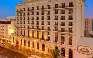 ROYAL ASCOT HOTEL 4*