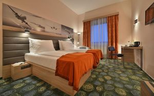 RAMADA AIRPORT PRAGUE 4*