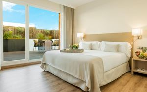 MARIANO CUBI APARTHOTEL 4*