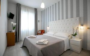 LA PERLA RIMINI 3*
