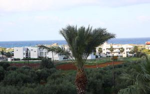 TRITON GARDEN HOTEL 3*