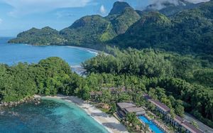 AVANI SEYCHELLES BARBARONS RESORT & SPA 4*