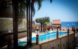 CORALLO (TAORMINA MARE) 4*