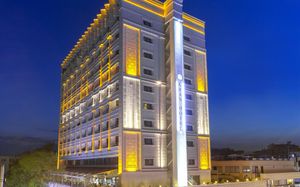 BEST WESTERN PLUS KHAN HOTEL