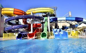IL MERCATO SPLASH AQUA PARK (EX. IL MERCATO HOTEL; IBEROTEL IL MERCATO)