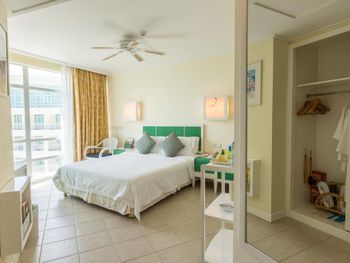 Фото отеля #213