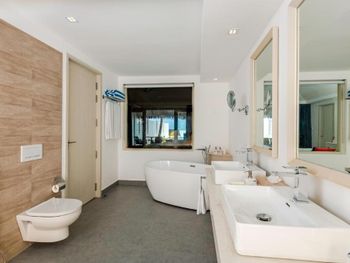 Фото отеля #81