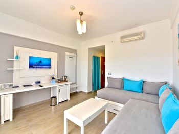 Фото отеля #35